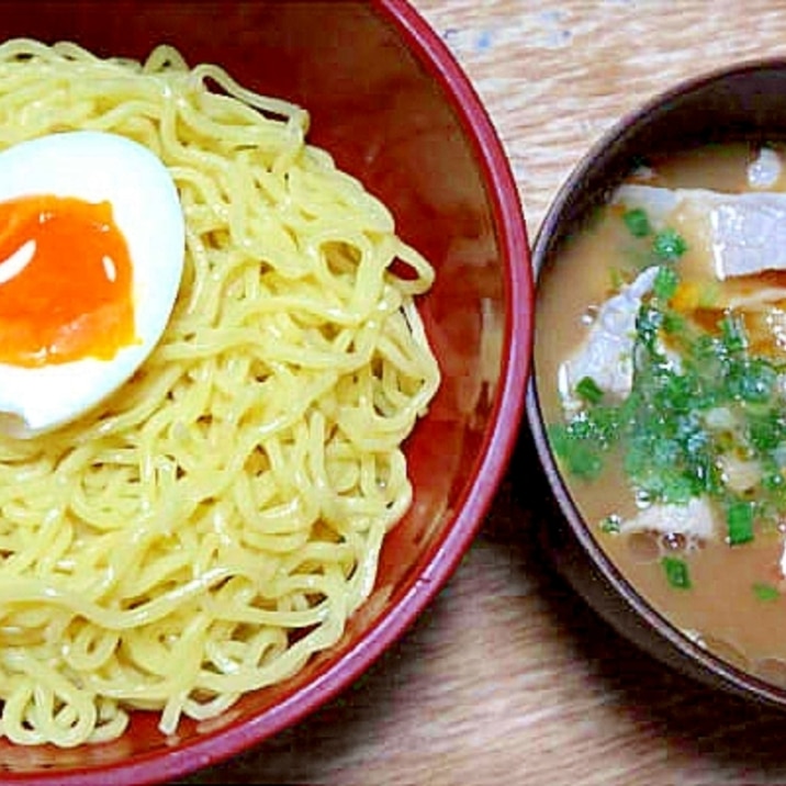 豚肉とカニカマの簡単冷やしつけ麺